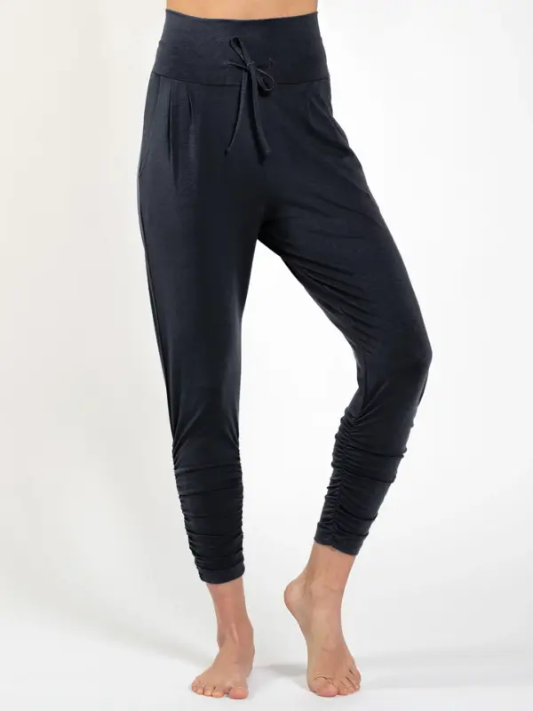 MAGADI Yogahose Francis aus Naturmaterial