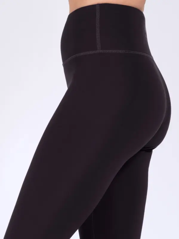MAGADI Yoga Leggings Lina aus softem Stretch