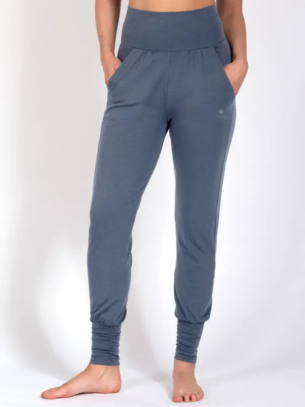 MAGADI Yogahose Paula aus Naturmaterial