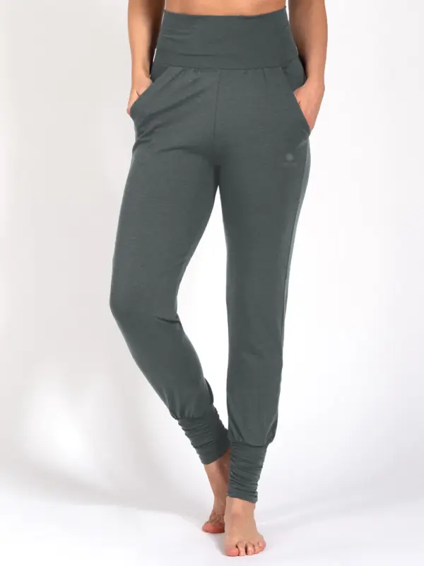 MAGADI Yogahose Paula aus Naturmaterial