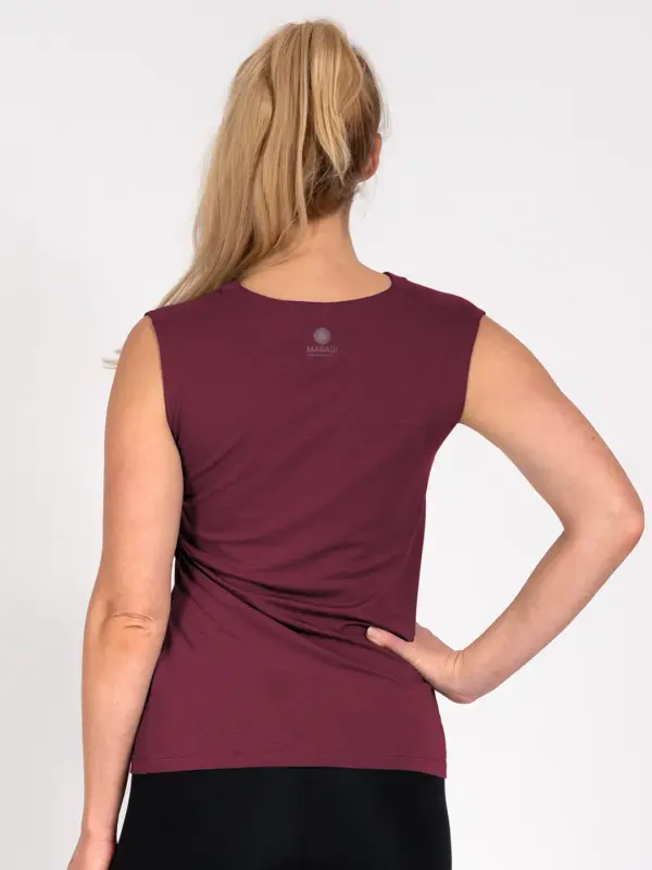 yoga-top-eva-dark-red-aus-naturmaterial~7 MAGADI Yoga Top Eva aus Naturmaterial